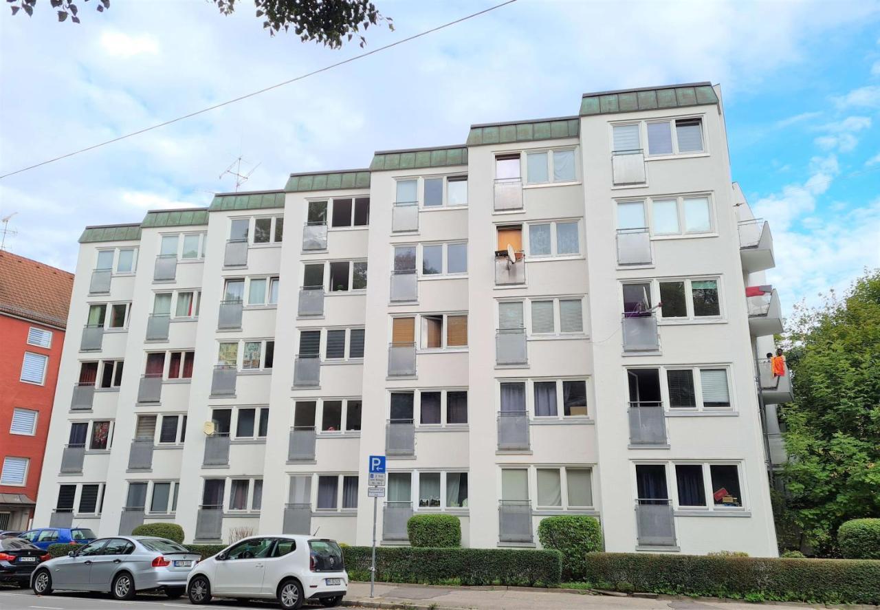 Apartment Am Stadtbach By Aux Property Augsburg Luaran gambar